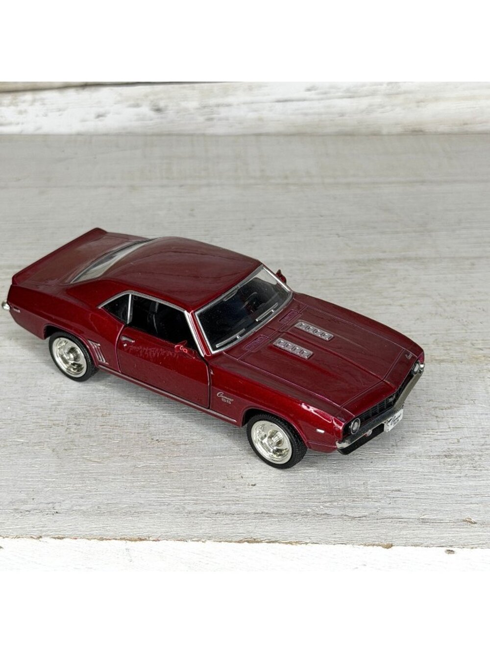 1969 Chevy Camaro SS / RMZ CITY DIE CAST Scale 1:32 Red Pull Back VGC